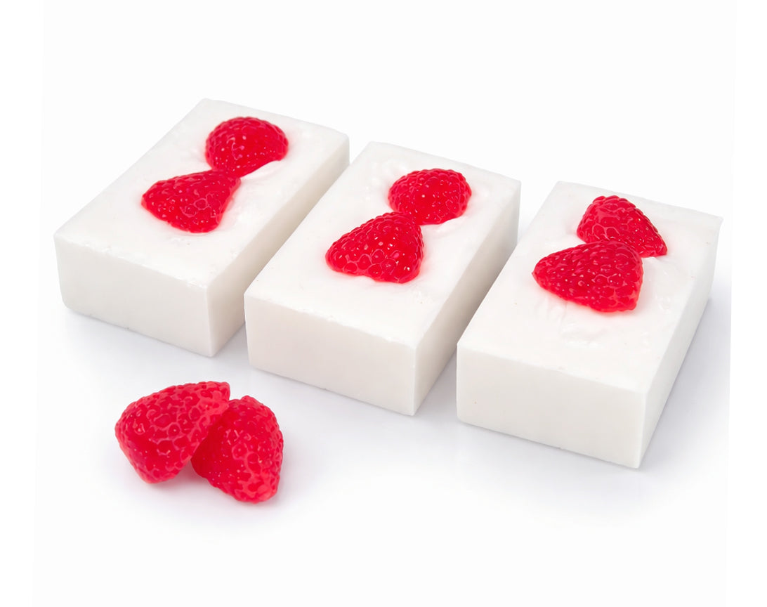 STRAWBERRY & CREAM